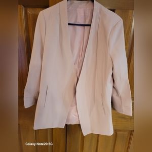 Babaton Power Hip Blazer  light pink